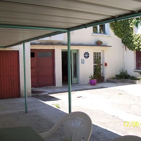 Le Relais Des Blaches Pierrelatte Exterior photo