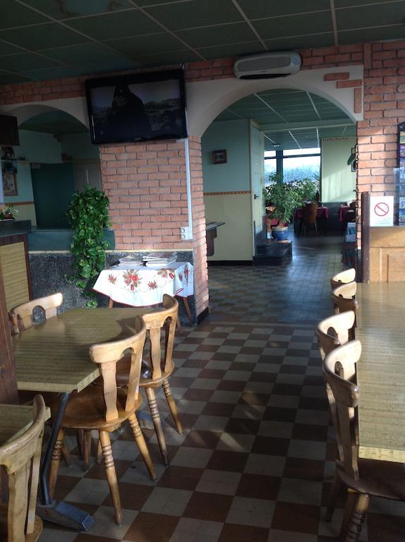 Le Relais Des Blaches Pierrelatte Exterior photo